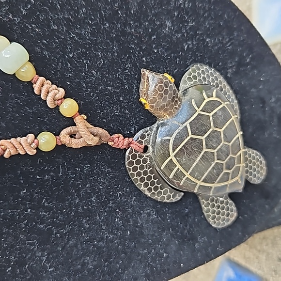 Rare Glass Beaded Necklace Wooden Turtle Pendant Adjustable String Multicolor OS - Picture 3 of 4